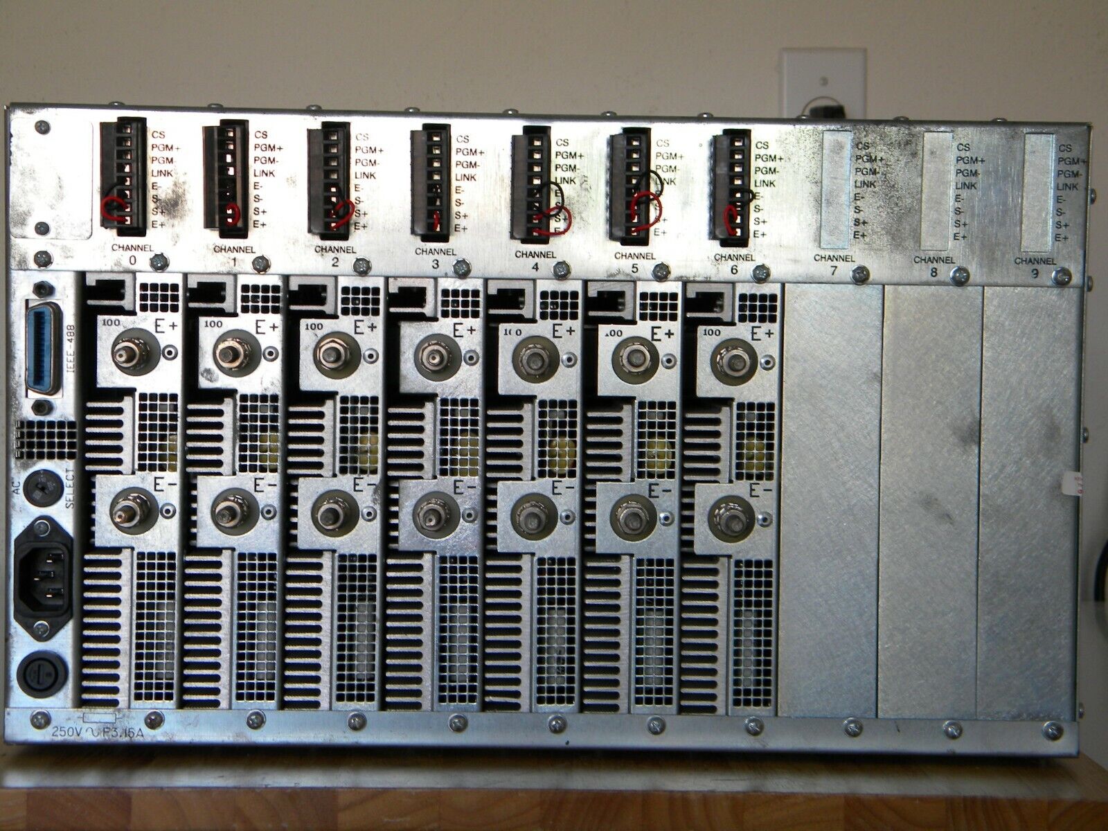 TDI Dynaload MCL488 DC Load mainframe w/7 of 100Vdc 60A 350W loads TDI Dynaload MCL488 DC Load mainframe w/7 of 100Vdc 60A 350W loads